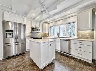 4677 Beaver Ave, Des Moines, IA 50310