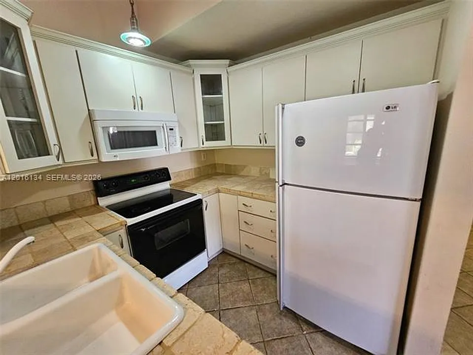 7749 SW 100th St #Townhouse 33