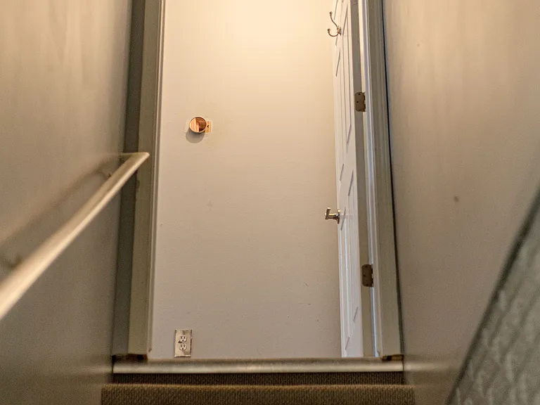 1422 Crimson Way — Photo 14