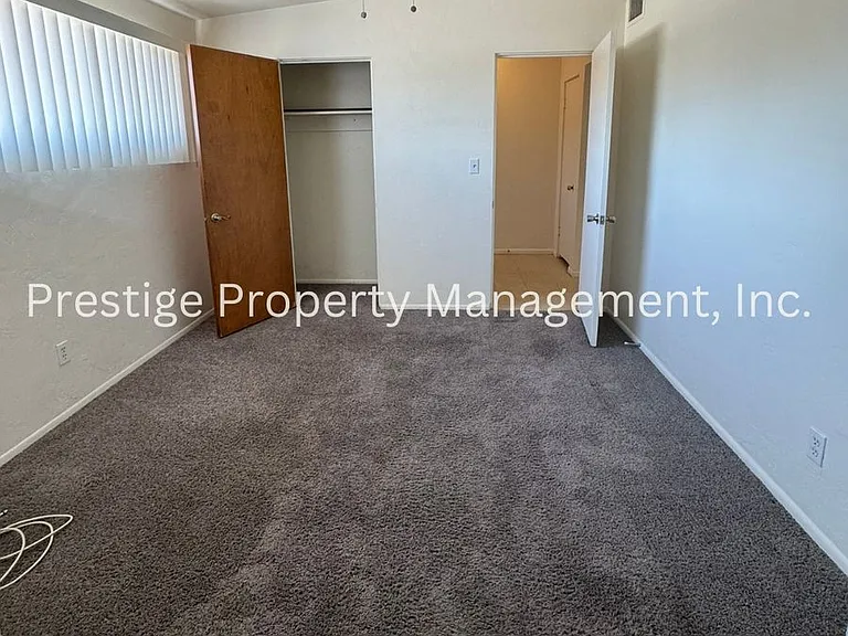 825 E Copper St — Photo 19