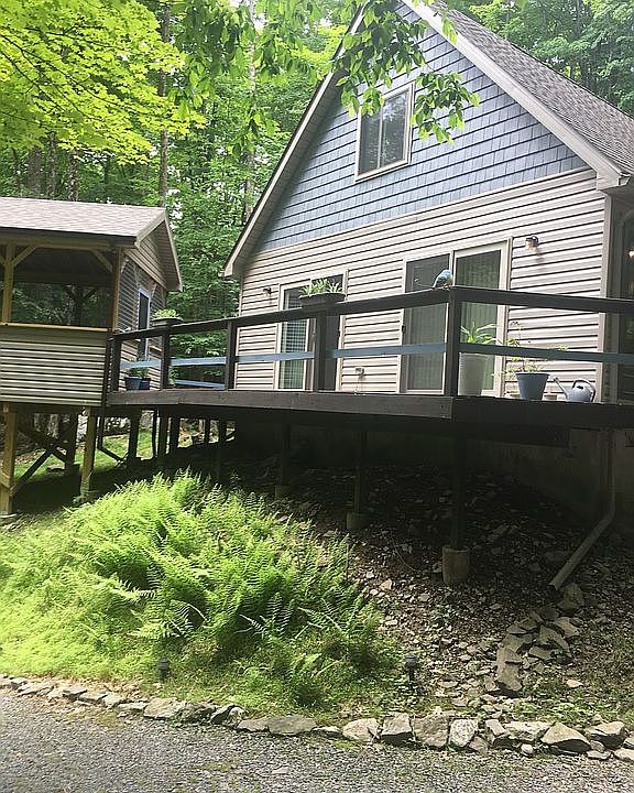 2nd image of 517 Humming Bird Ln