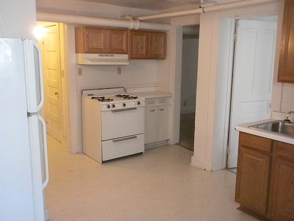 3rd image of 2310-20 E Bradford Ave #2310-20-7