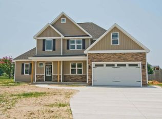 205 Tidewater Dr, Newport, NC 28570