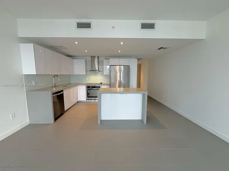 1600 NE 1st Ave #1110 — Photo 5