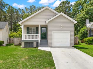 471 Courtland Dr, Summerville, SC 29486