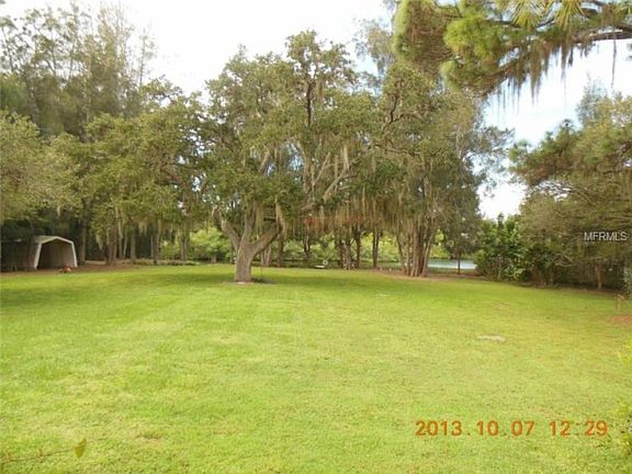 5th image of 240 S Oxford Dr