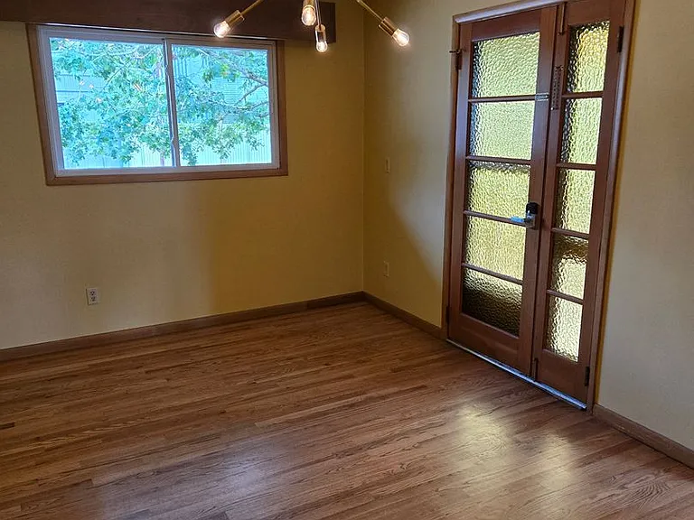 11440 NE Morris St — Photo 4