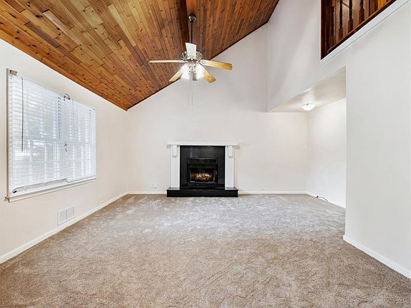 5th image of 2383 Ivy Crest Dr
