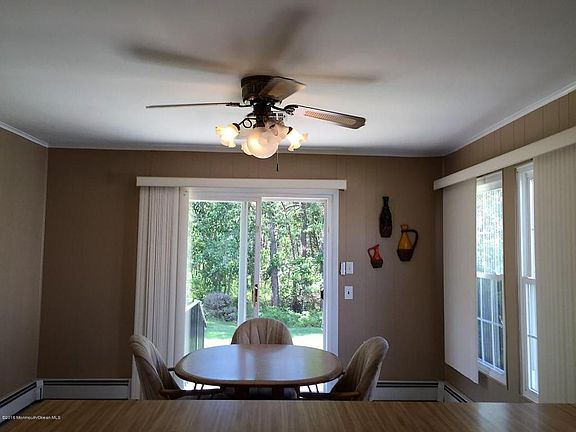 2nd image of 3 Oakham Ct