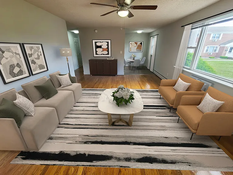 Colonial Village Apartments & Townhomes at Colonial Village — Photo 21