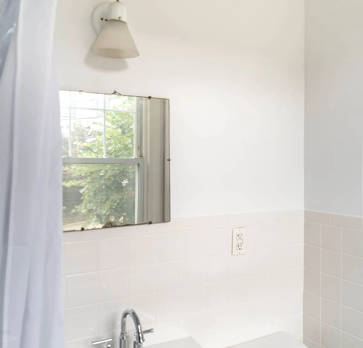 Studio in Somerville on a flexible lease #1320 — Photo 2