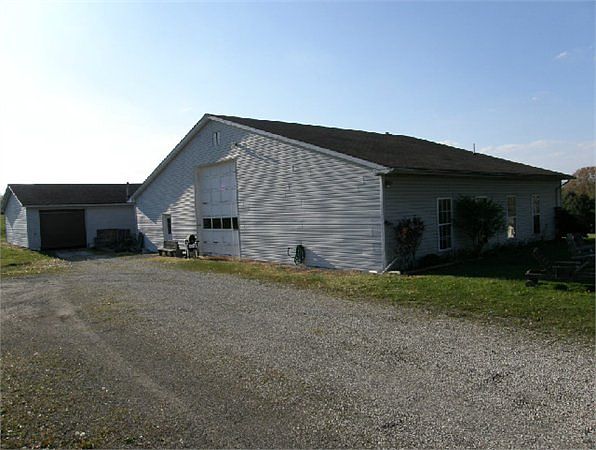 2nd image of 4111 Canton Rd