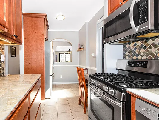 Sold by Row Real Estate LLC | media 24