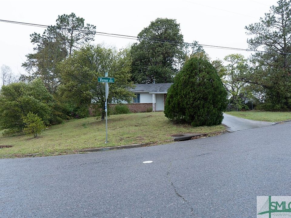 2nd image of 3011 Jeanne Road