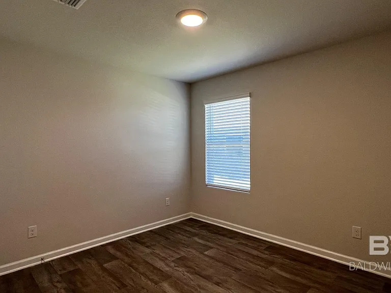11207 Elemis Dr — Photo 12