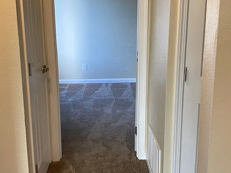 Carmel Woods Apartments — Photo 72