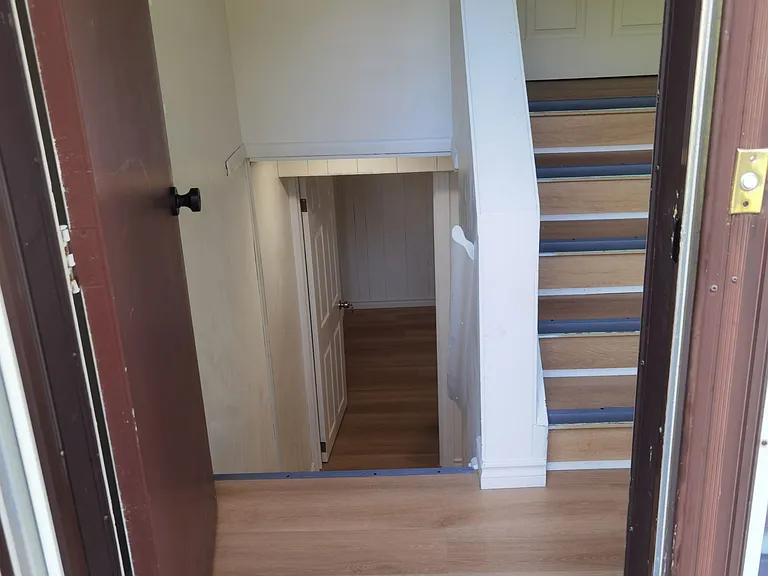 Floradale Dr — Photo 2