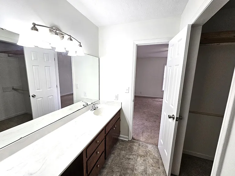 4925 Bear Bluff Rd — Photo 14