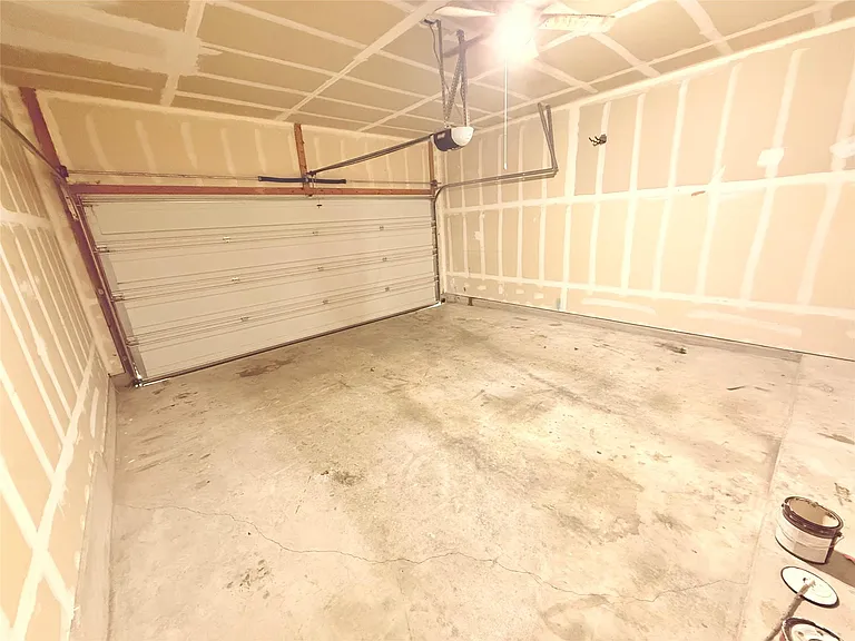 245 Verano Dr — Photo 20