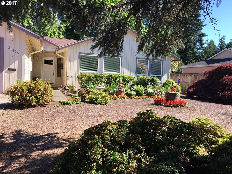 2nd image of 21676 SW Creek Ct