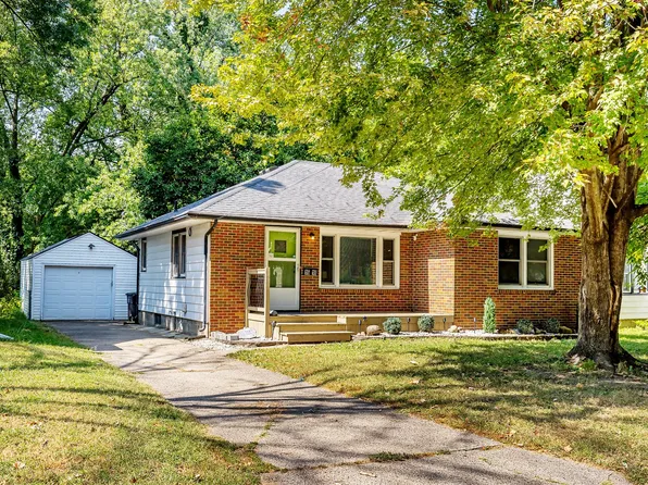 1618 E 31st St, Des Moines, IA 50317