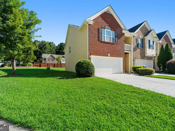 3823 Roses Trl, Fairburn, GA 30213