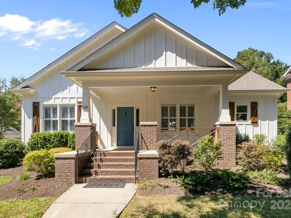 119 Chambers St, Davidson, NC 28036