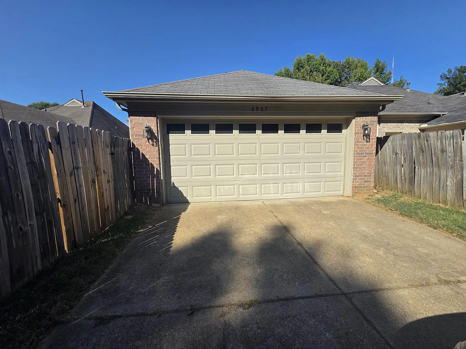 3 bed, 2.0 bath, 1250 sqft, $1,595 — Photo 4