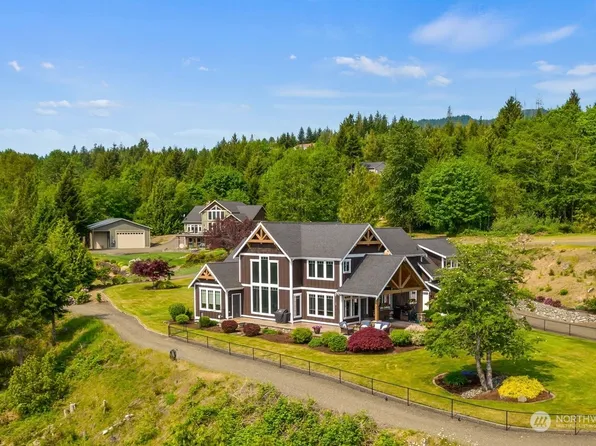 140 N Lucis Way, Hoodsport, WA 98548