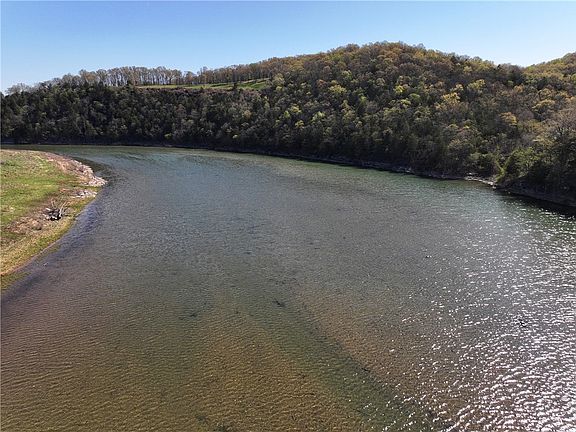 4th image of 714 County Road 629