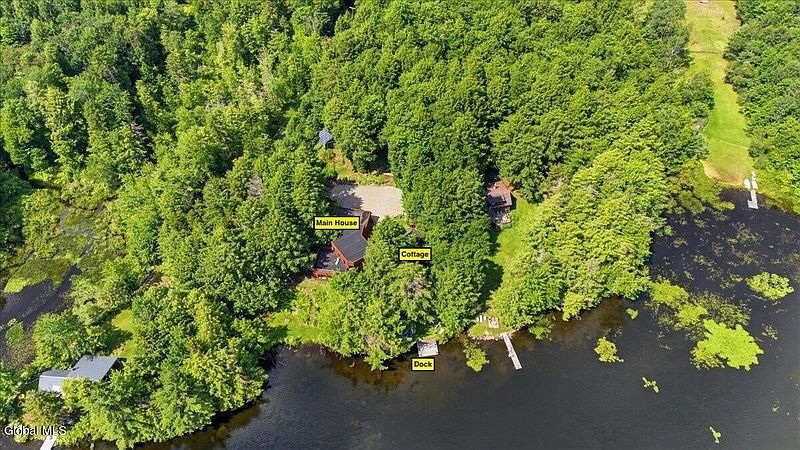 3rd image of 135 Fisher Road