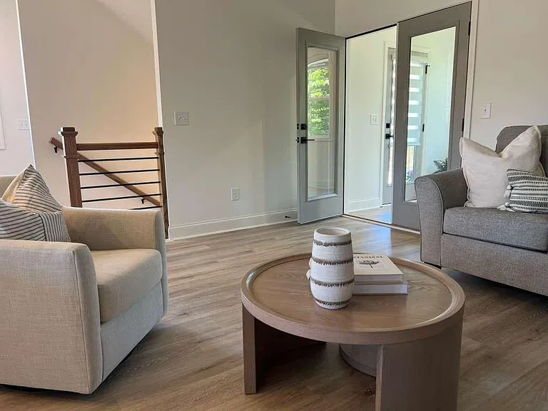 1325 Sydney Dr #5 — Photo 12