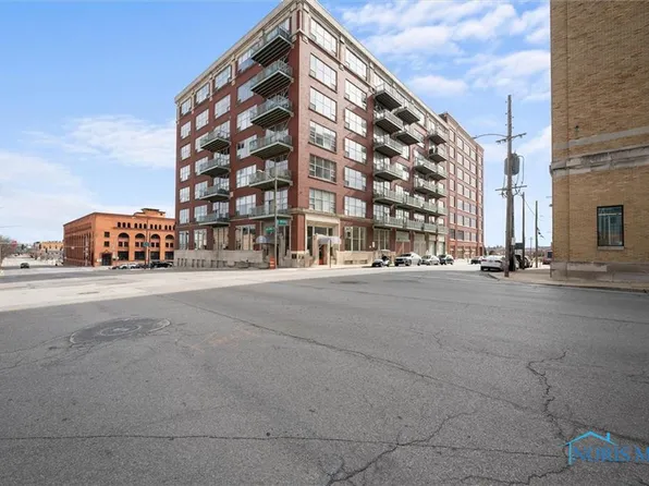 745 Washington St APT 310, Toledo, OH 43604