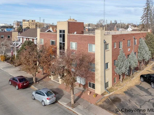 306 E 18th St APT 17, Cheyenne, WY 82001