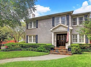 2034 Wroxton Rd, Houston, TX 77005