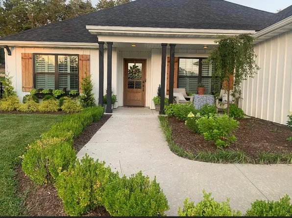 1504 Spring Mountain Dr, Columbia, MO 65201