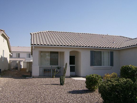 Front porch area