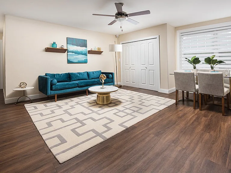 Aspen Grove Apartment Homes — Photo 2