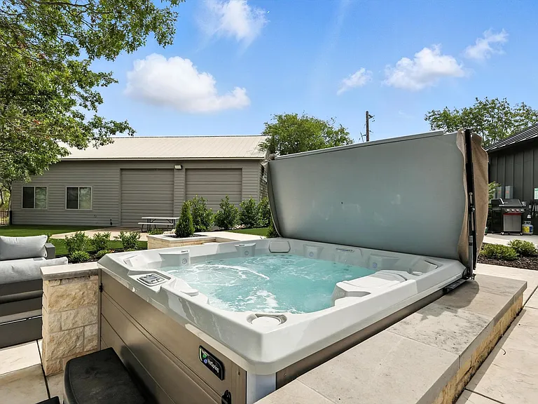 123 Heavens Rd — Photo 66