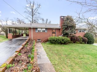 15 Mabry Pl, Chattanooga, TN 37415
