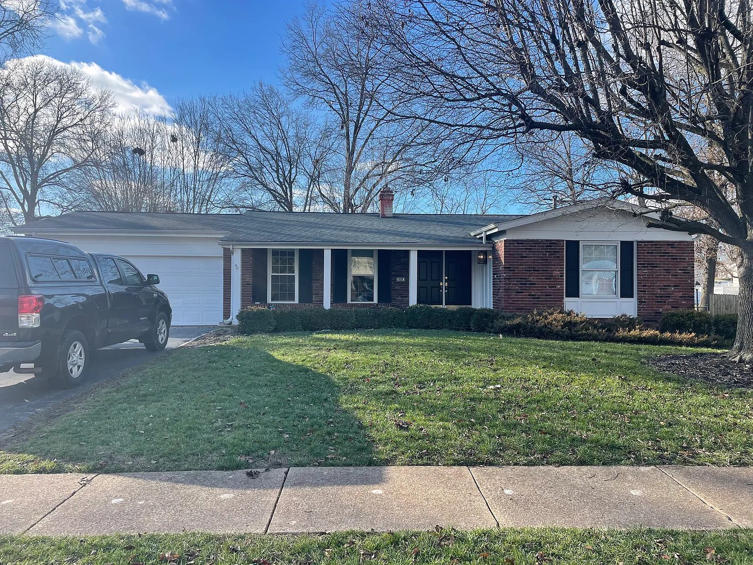 419 Auber Dr photo 1