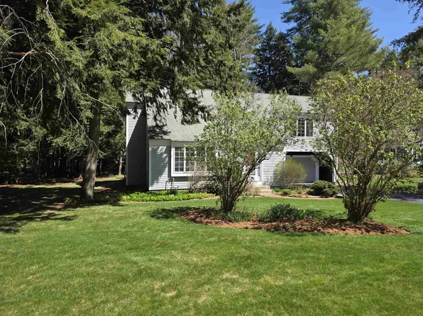 49 Peterson Circle, Concord, NH 03301