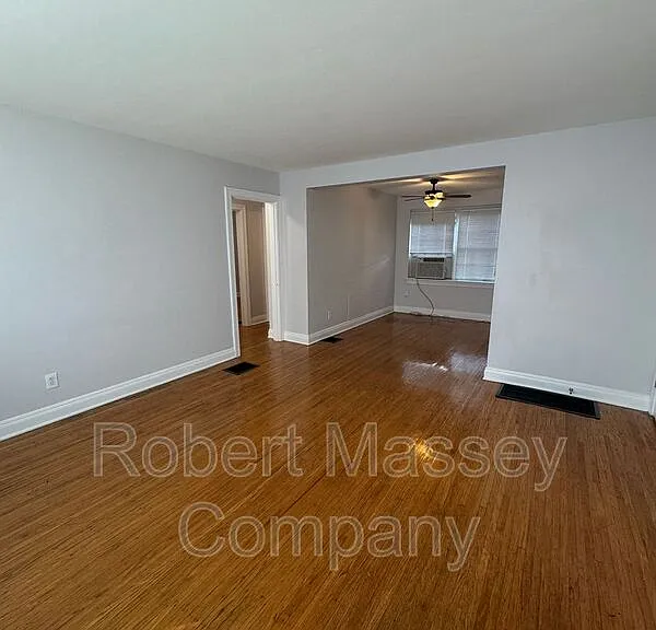 2079 Douglass Blvd #1 — Photo 3