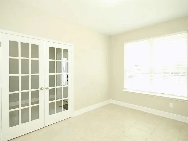 2136 Mulberry Dr — Photo 14