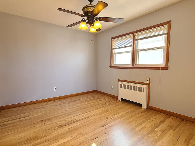 5204 Meadowview Ave #2 — Photo 4