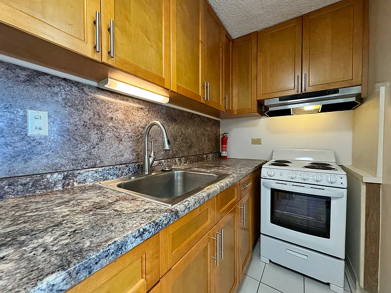 2637 Kuilei St #A64 — Photo 3