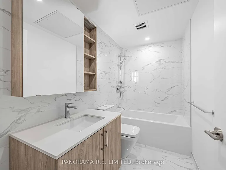 689 The Queensway #305 — Photo 13
