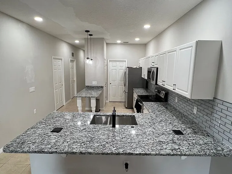 3421 Home Town Ln — Photo 6