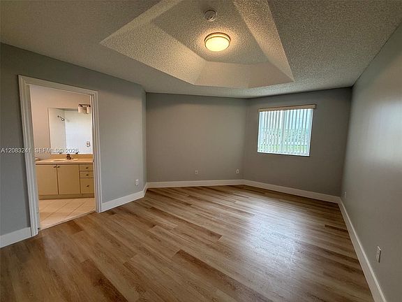 5th image of 2324 SE 23rd Ave