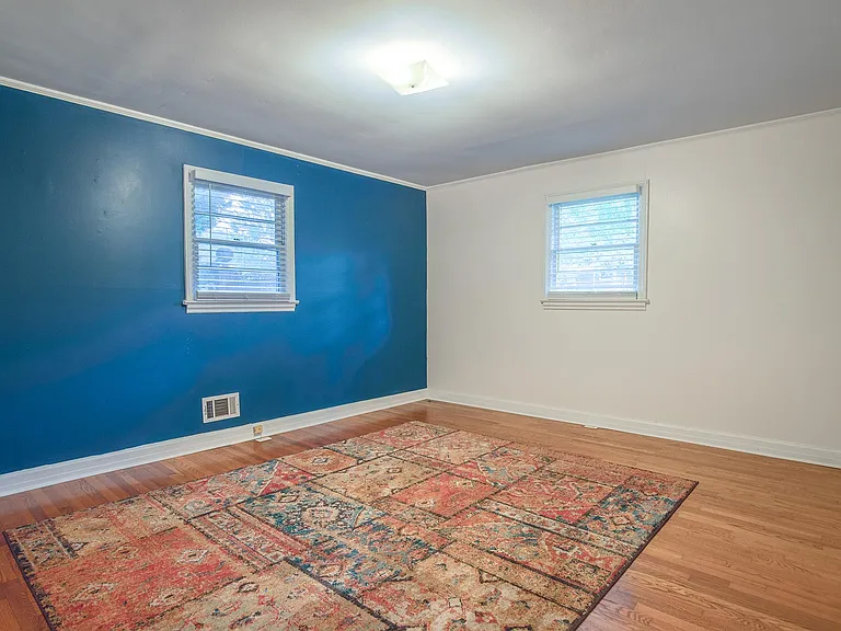 82 Pleasantdale Cir — Photo 22